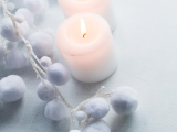 spa candle with frosted berries